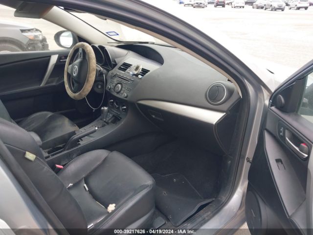 Photo 4 VIN: JM1BL1W87C1642085 - MAZDA MAZDA3 