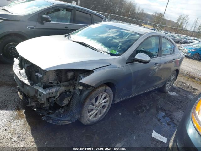 Photo 1 VIN: JM1BL1W88C1684913 - MAZDA MAZDA3 