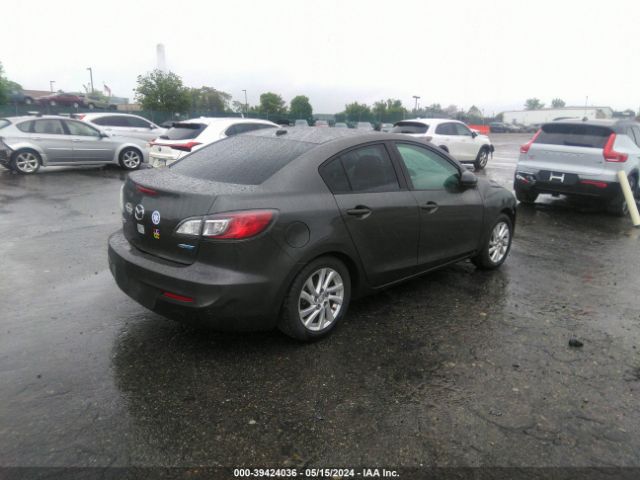 Photo 3 VIN: JM1BL1W8XC1645160 - MAZDA MAZDA3 