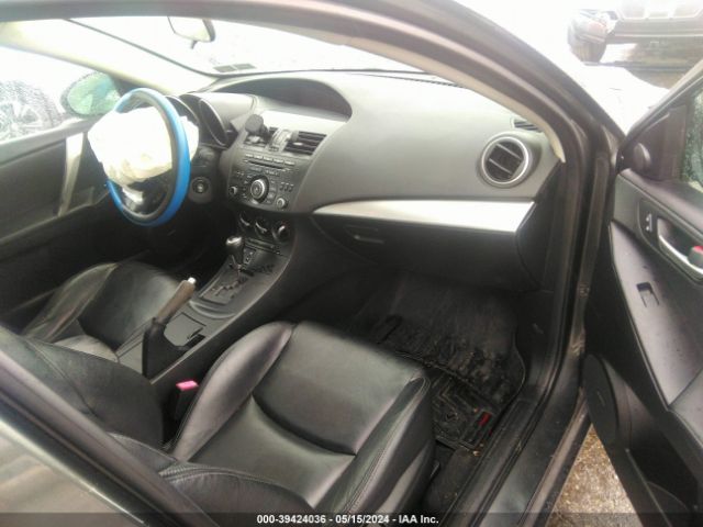 Photo 4 VIN: JM1BL1W8XC1645160 - MAZDA MAZDA3 