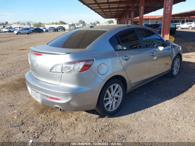 Photo 3 VIN: JM1BL1W97D1764052 - MAZDA MAZDA3 