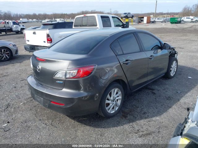 Photo 3 VIN: JM1BL1WP0D1754638 - MAZDA MAZDA3 