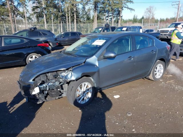 Photo 1 VIN: JM1BL1WP9D1768120 - MAZDA MAZDA3 