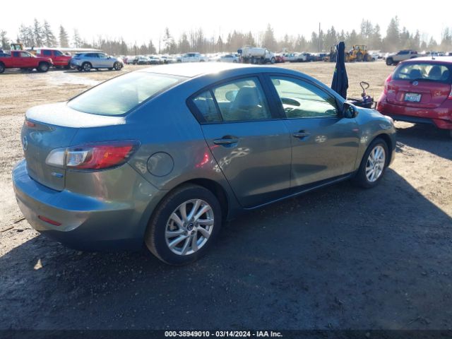 Photo 3 VIN: JM1BL1WP9D1768120 - MAZDA MAZDA3 