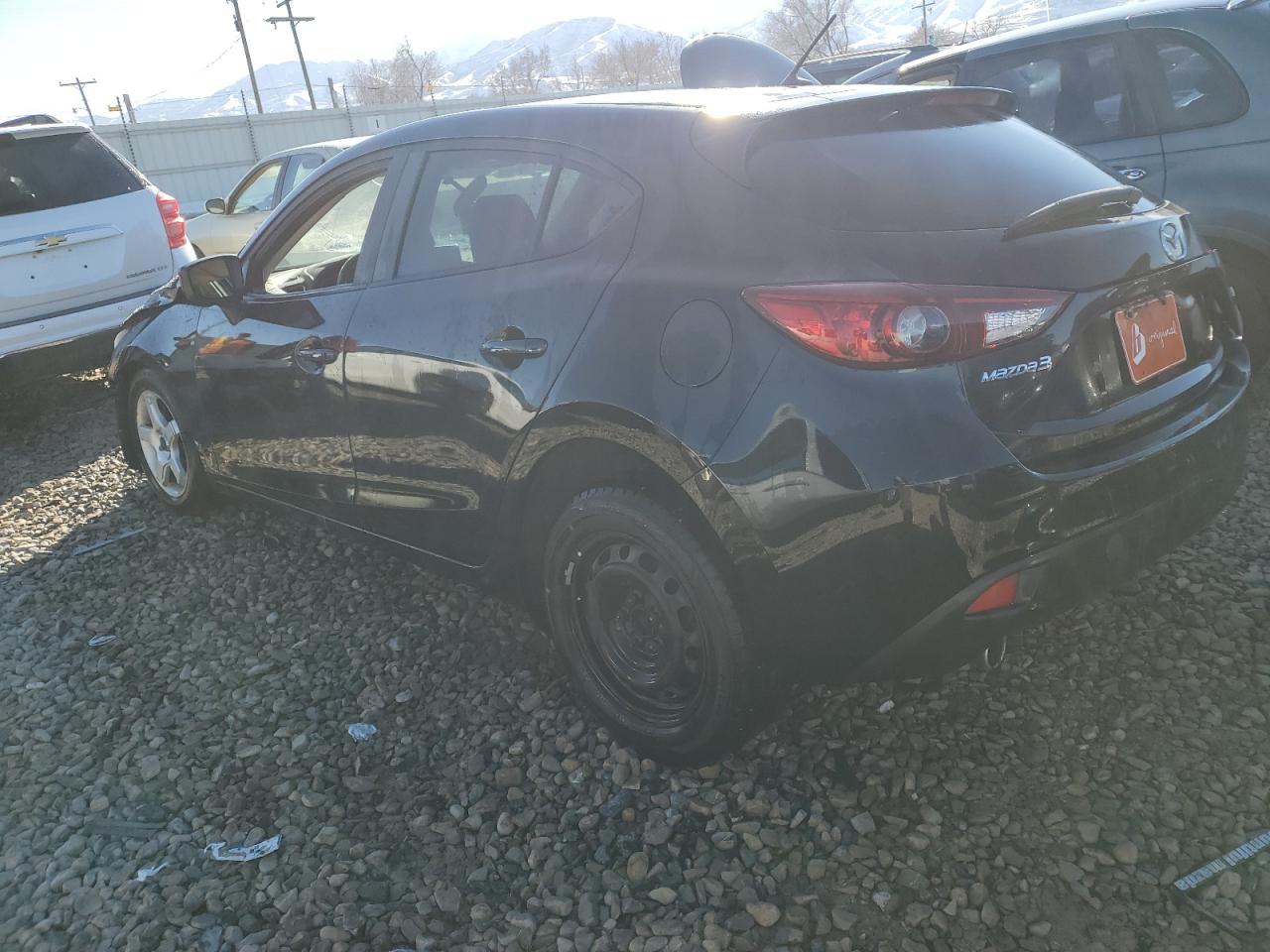 Photo 1 VIN: JM1BM1J73G1351049 - MAZDA 3 