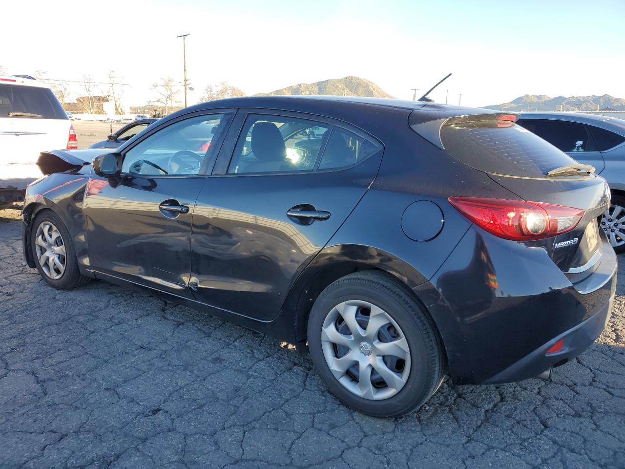 Photo 1 VIN: JM1BM1J75G1337900 - MAZDA 3 