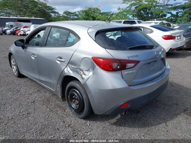 Photo 2 VIN: JM1BM1J76G1294913 - MAZDA MAZDA3 