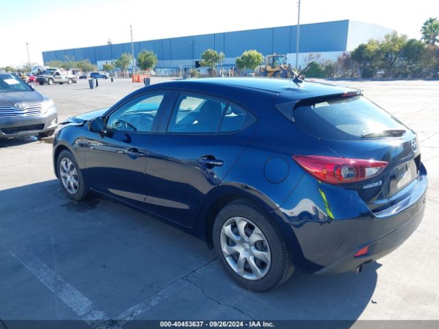 Photo 2 VIN: JM1BM1J77G1325117 - MAZDA MAZDA3 