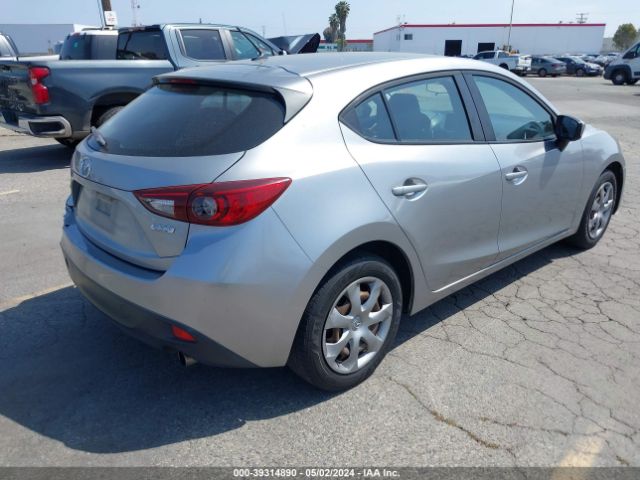 Photo 3 VIN: JM1BM1K70F1272984 - MAZDA MAZDA3 