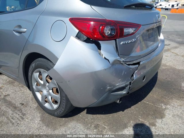 Photo 5 VIN: JM1BM1K70F1272984 - MAZDA MAZDA3 