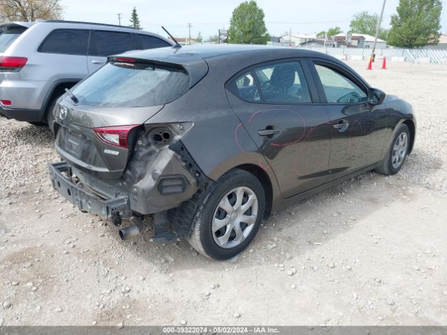 Photo 3 VIN: JM1BM1K71E1149970 - MAZDA MAZDA3 