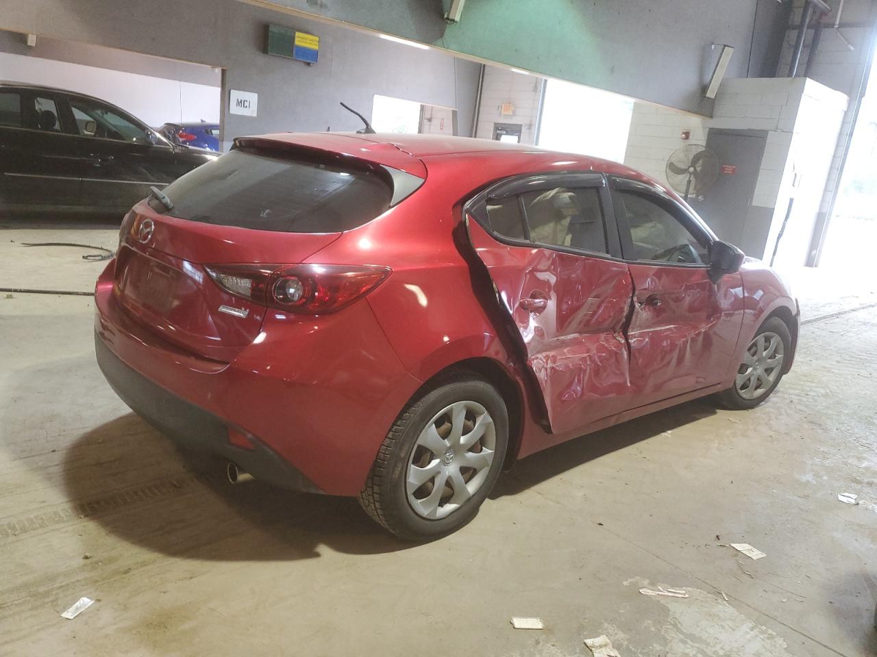 Photo 2 VIN: JM1BM1K72E1114614 - MAZDA 3 