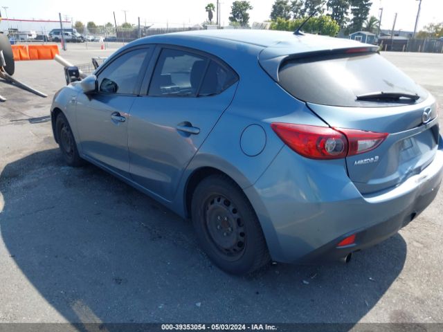 Photo 2 VIN: JM1BM1K73F1258240 - MAZDA MAZDA3 