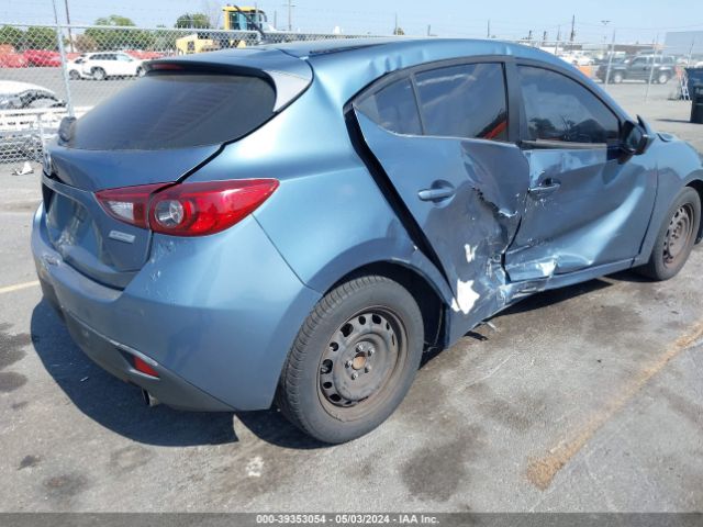 Photo 3 VIN: JM1BM1K73F1258240 - MAZDA MAZDA3 