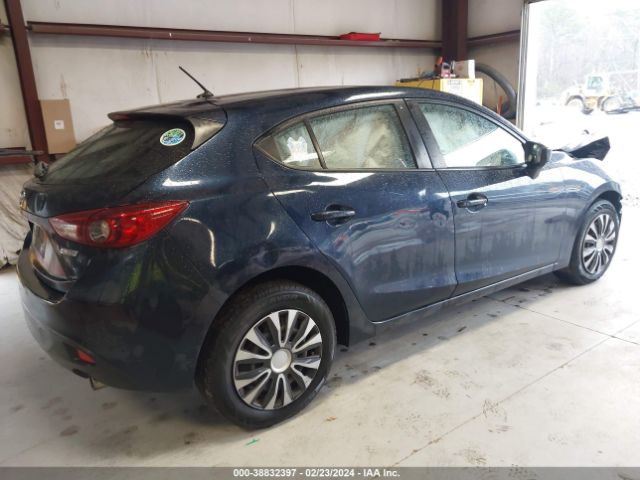 Photo 3 VIN: JM1BM1K76E1203067 - MAZDA MAZDA3 