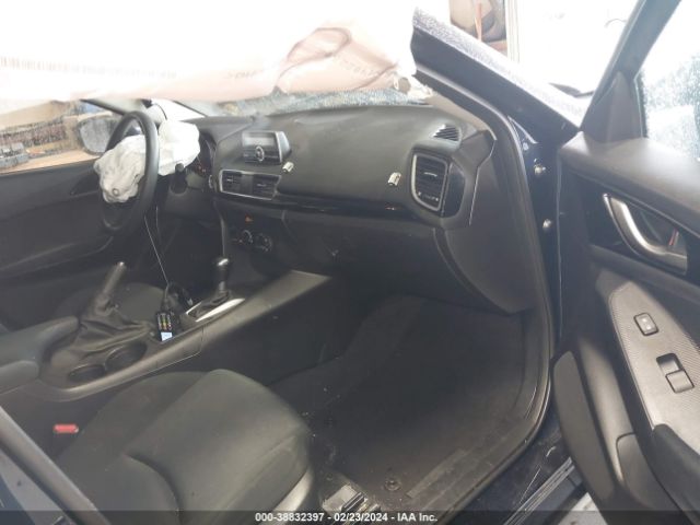 Photo 4 VIN: JM1BM1K76E1203067 - MAZDA MAZDA3 