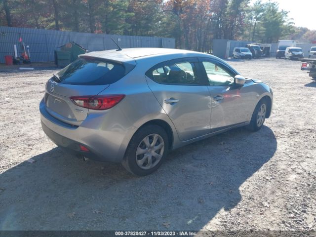 Photo 3 VIN: JM1BM1K76F1223496 - MAZDA MAZDA3 