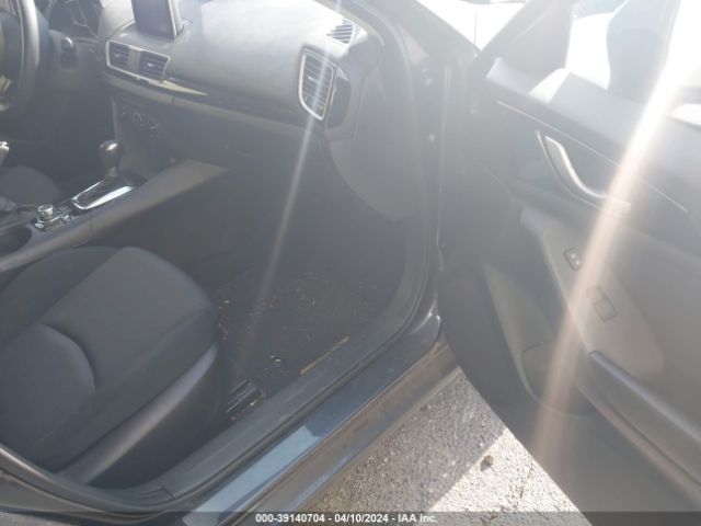 Photo 4 VIN: JM1BM1K76F1250942 - MAZDA MAZDA3 