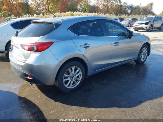 Photo 3 VIN: JM1BM1K76G1292027 - MAZDA MAZDA3 