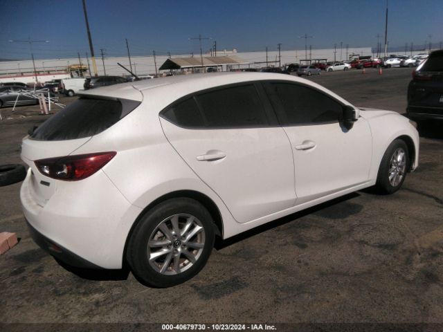 Photo 3 VIN: JM1BM1K76G1340335 - MAZDA MAZDA3 