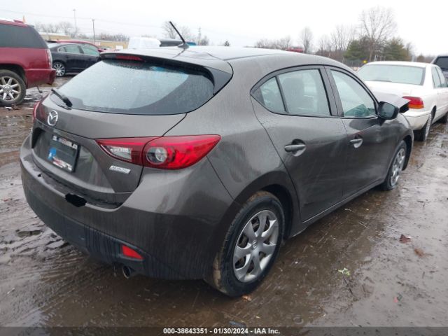 Photo 3 VIN: JM1BM1K78F1266124 - MAZDA MAZDA3 