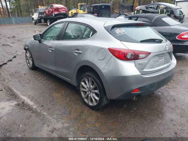 Photo 2 VIN: JM1BM1L31F1269619 - MAZDA MAZDA3 