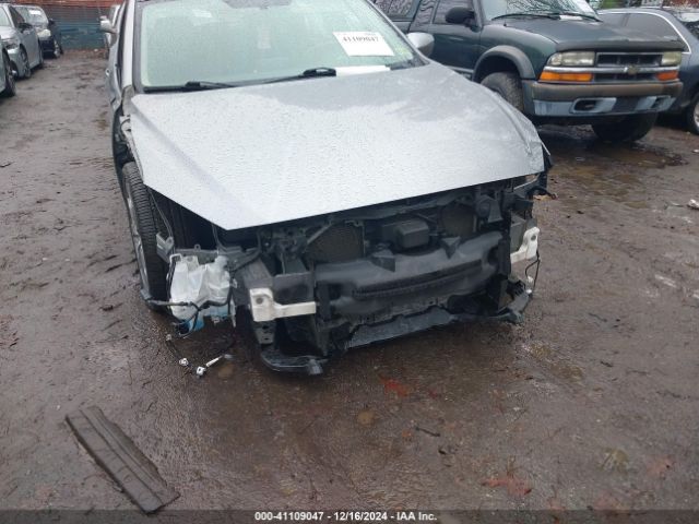 Photo 5 VIN: JM1BM1L31F1269619 - MAZDA MAZDA3 