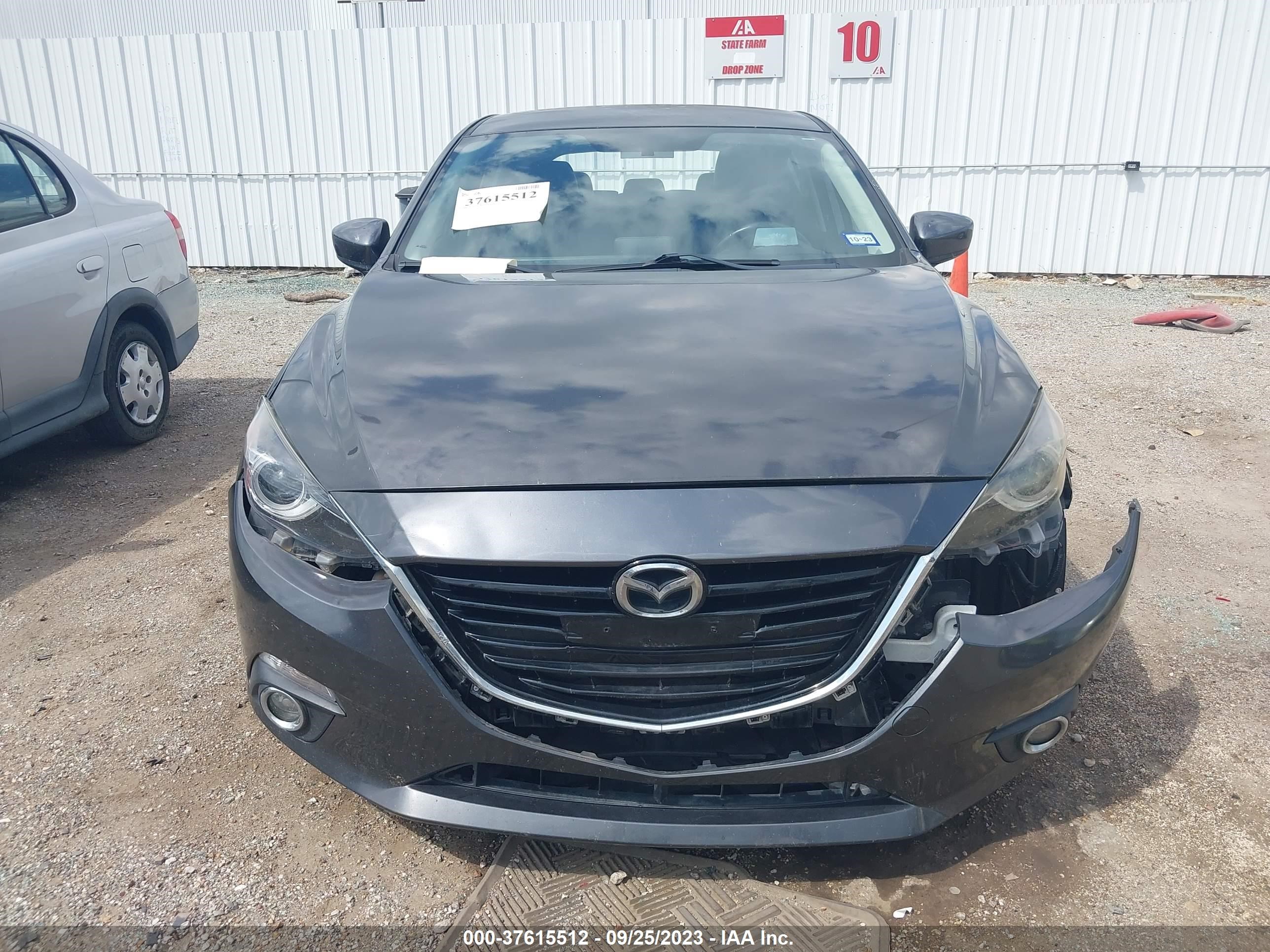 Photo 12 VIN: JM1BM1L37E1111493 - MAZDA 3 