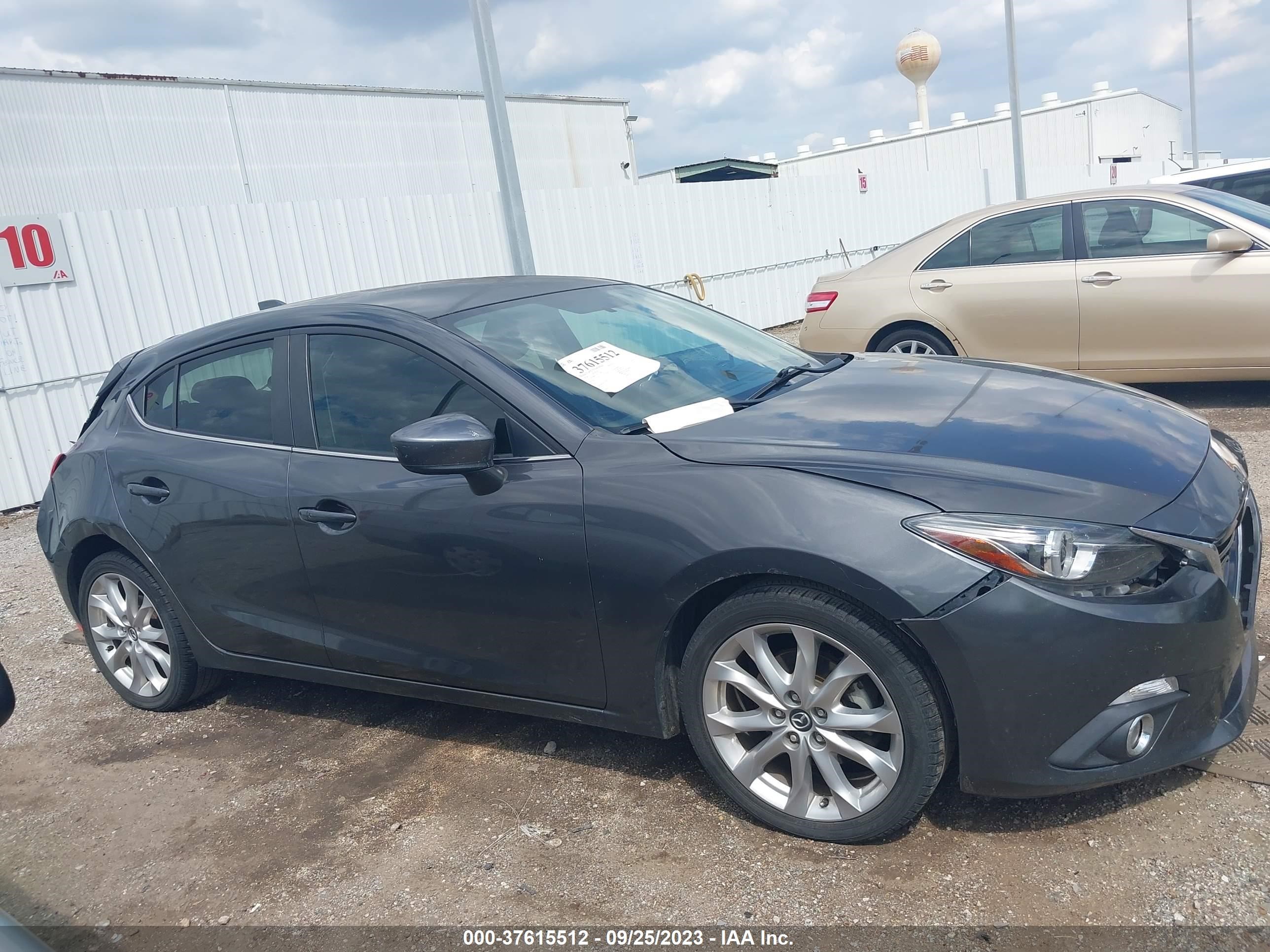 Photo 13 VIN: JM1BM1L37E1111493 - MAZDA 3 