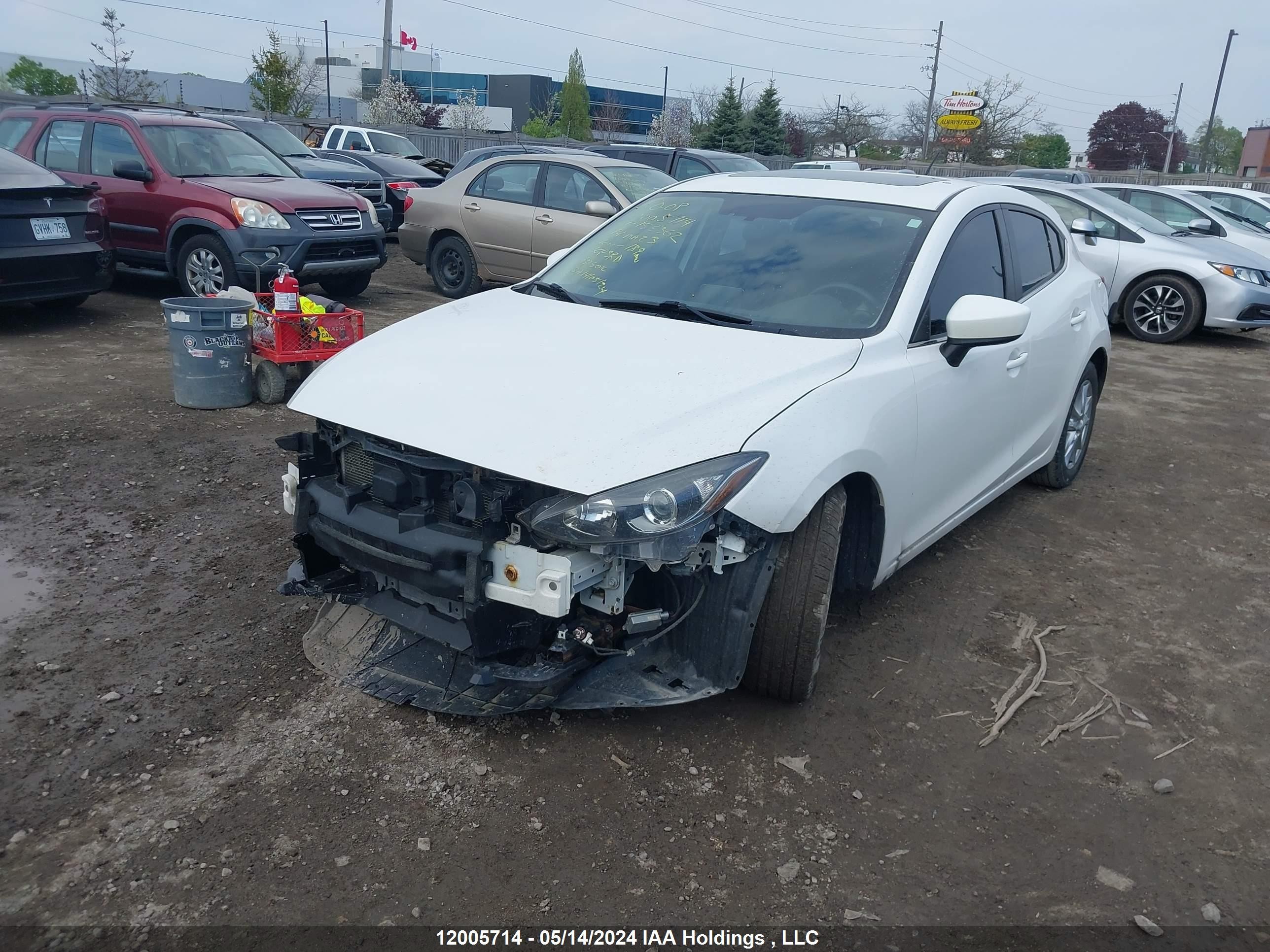 Photo 1 VIN: JM1BM1L70E1153362 - MAZDA 3 