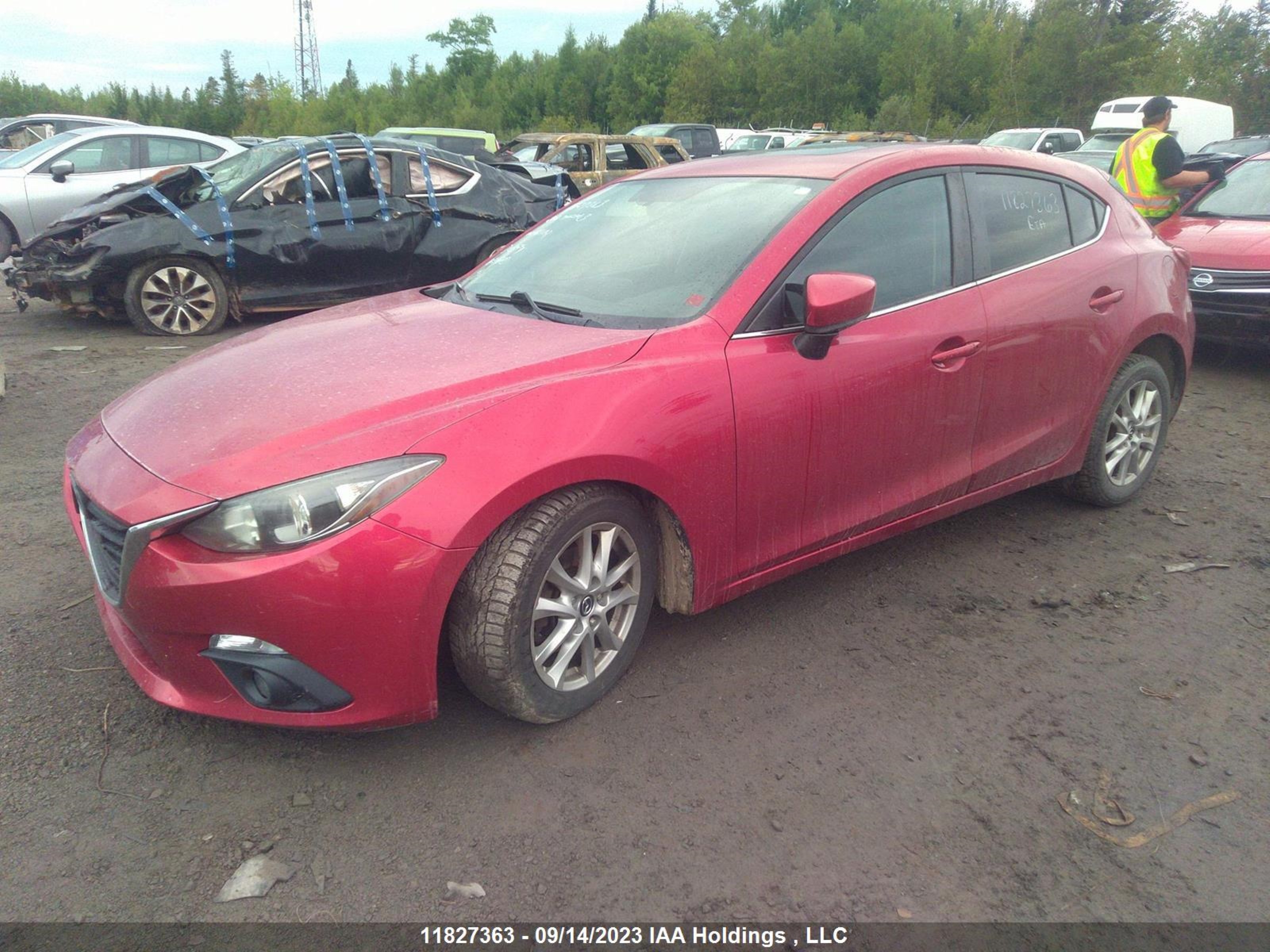 Photo 1 VIN: JM1BM1L70E1168492 - MAZDA 3 