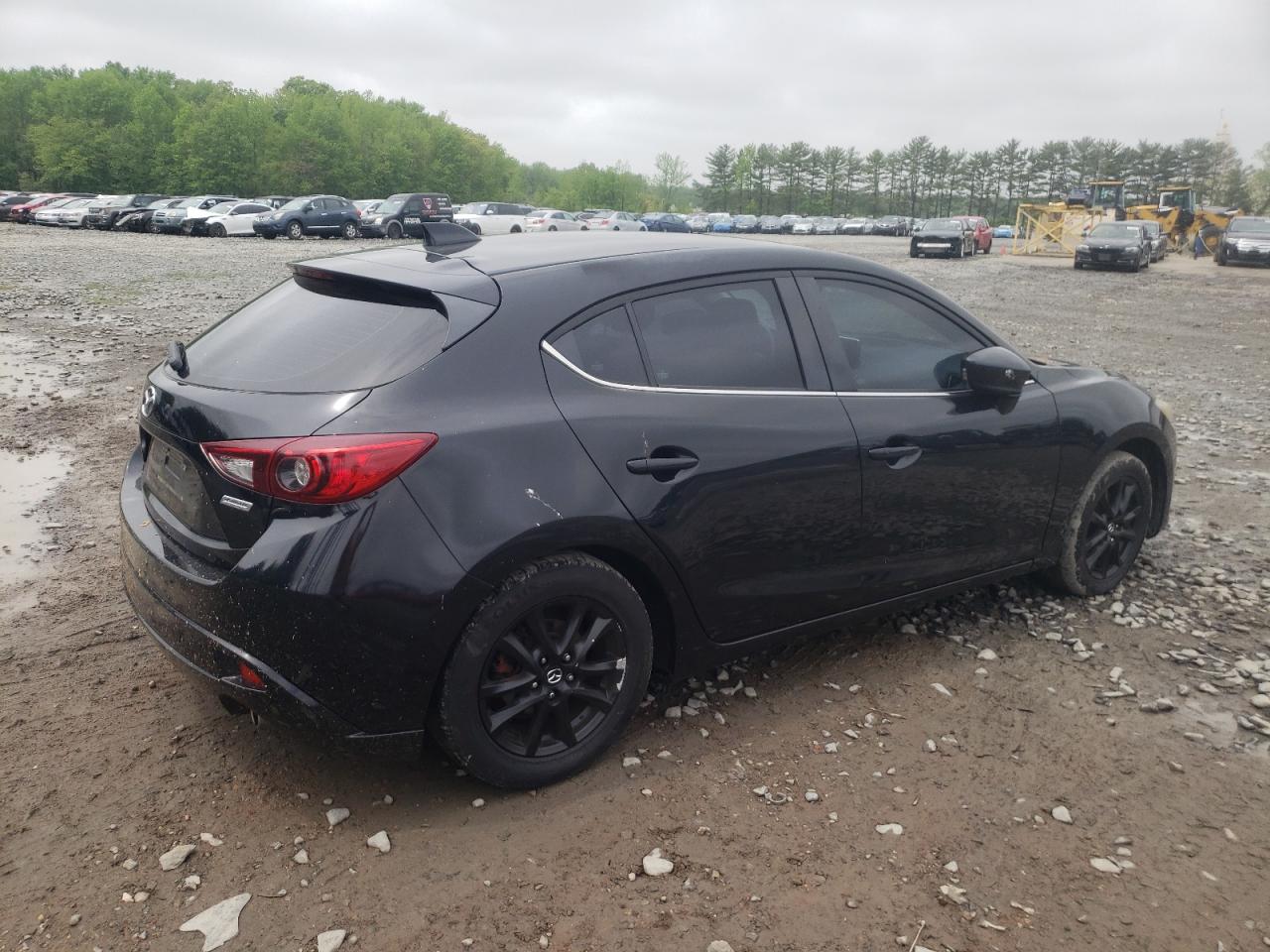 Photo 2 VIN: JM1BM1L72E1156442 - MAZDA 3 