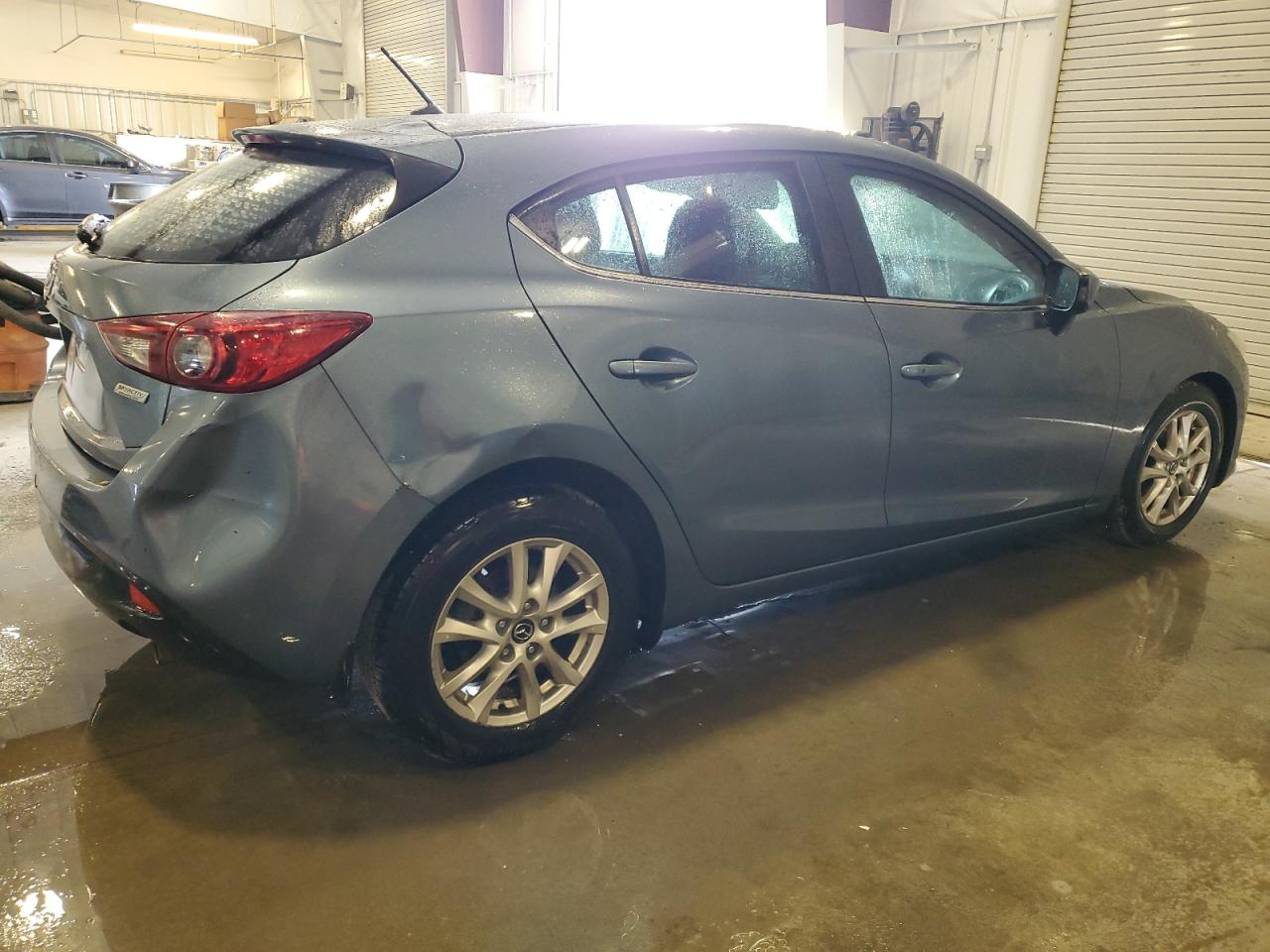 Photo 2 VIN: JM1BM1L73G1354434 - MAZDA 3 