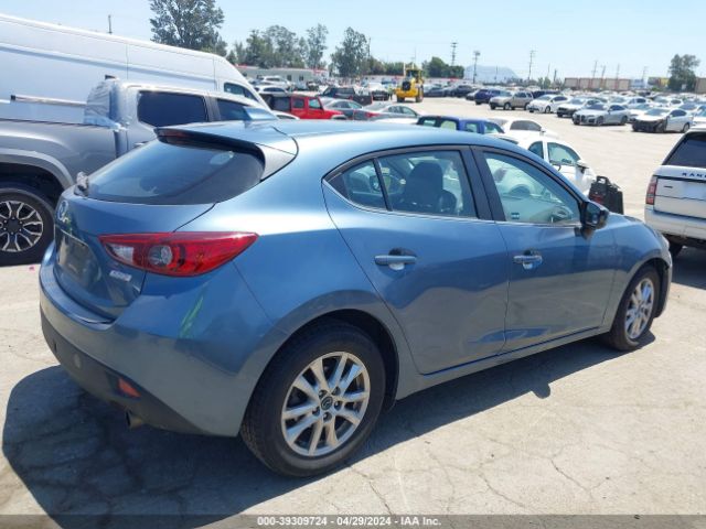 Photo 3 VIN: JM1BM1L75E1115755 - MAZDA MAZDA3 