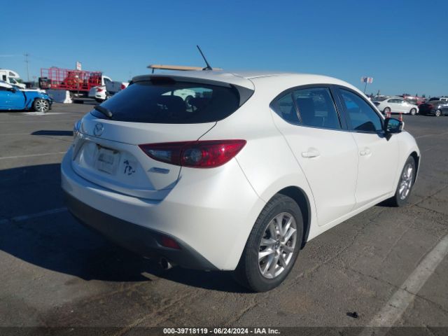 Photo 3 VIN: JM1BM1L75F1256617 - MAZDA MAZDA3 