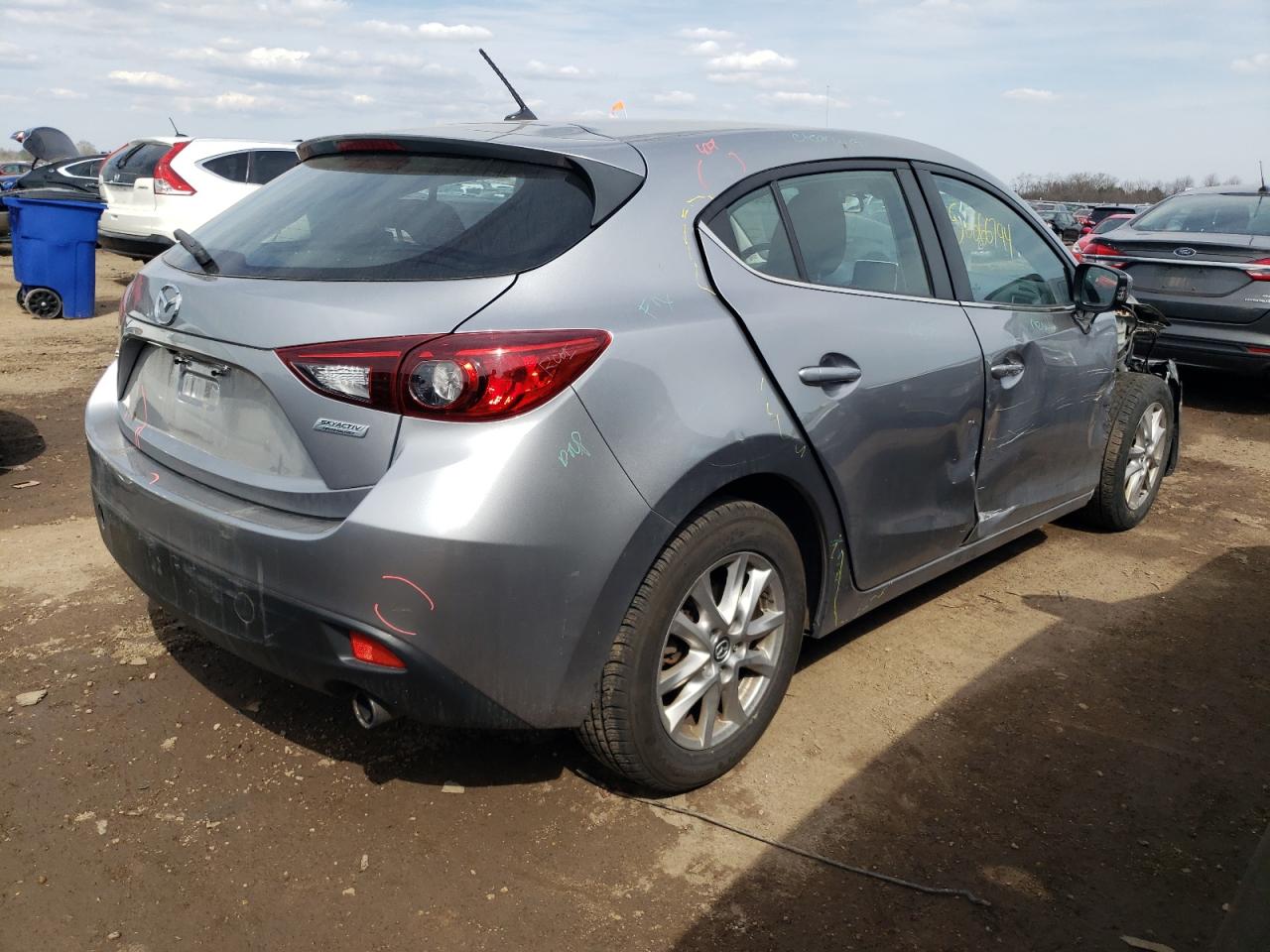 Photo 2 VIN: JM1BM1L75G1304876 - MAZDA 3 