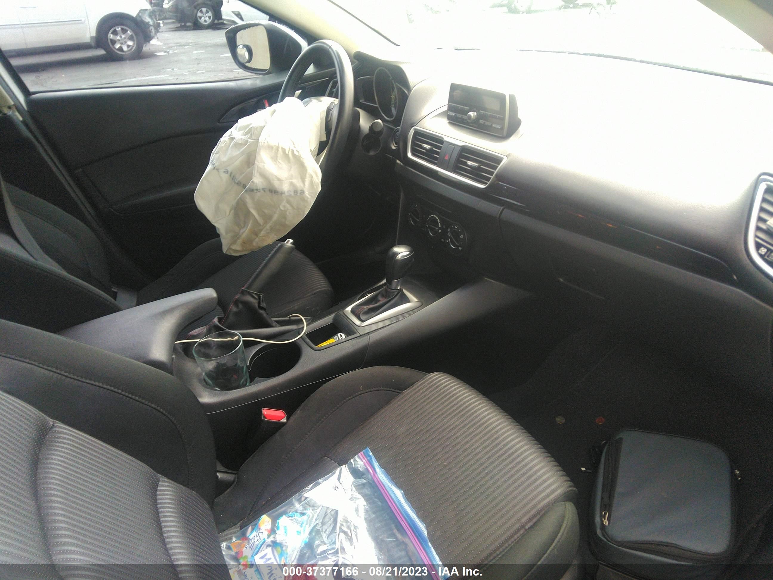 Photo 4 VIN: JM1BM1L77E1101131 - MAZDA 3 