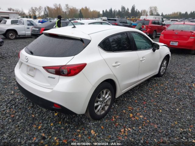 Photo 3 VIN: JM1BM1L77F1230553 - MAZDA MAZDA3 