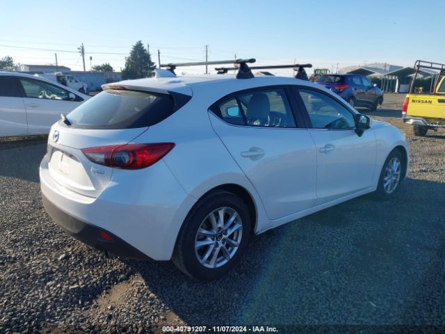 Photo 3 VIN: JM1BM1L78F1236829 - MAZDA MAZDA3 