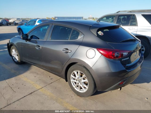 Photo 2 VIN: JM1BM1L79G1319090 - MAZDA MAZDA3 