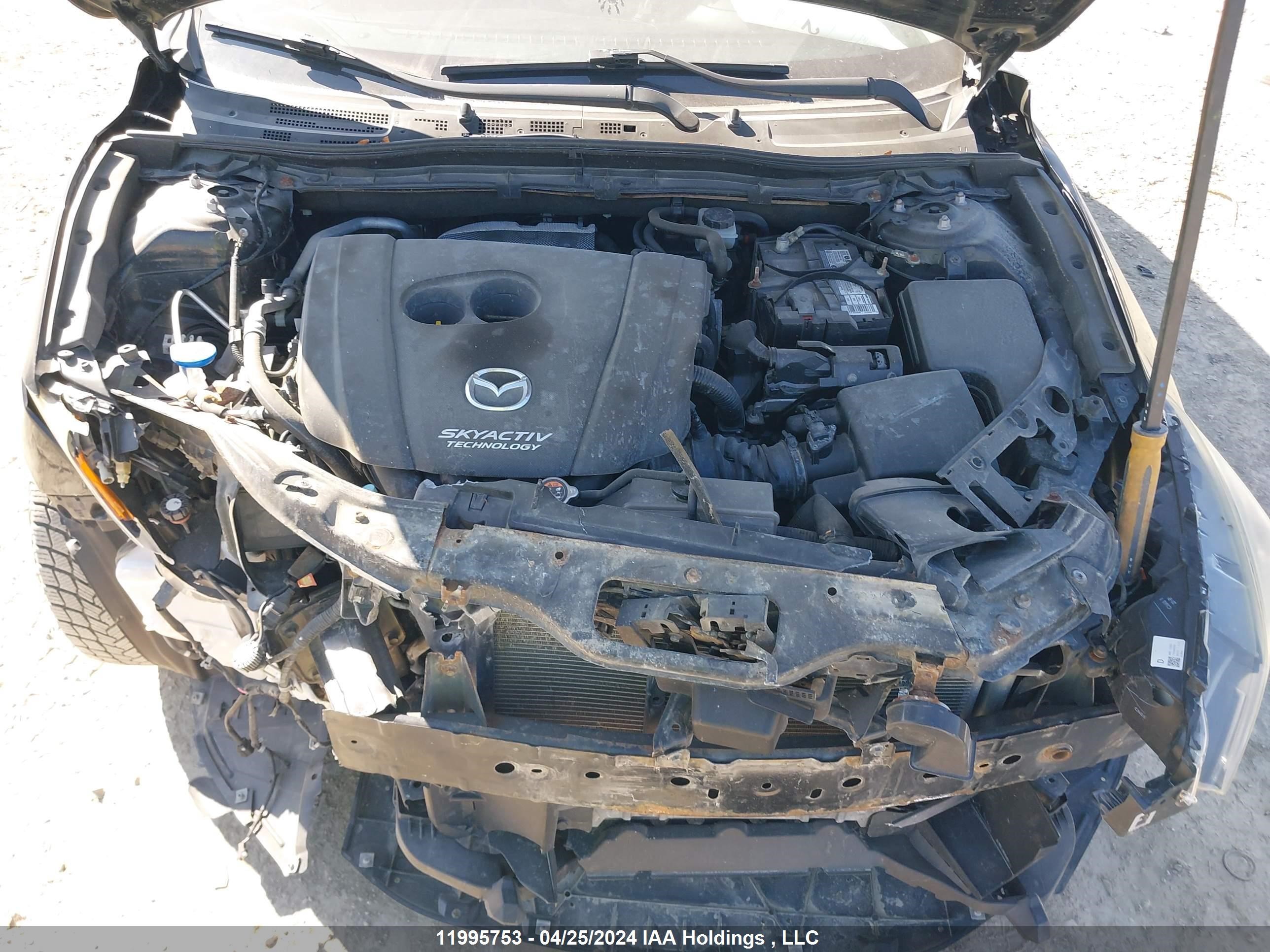 Photo 9 VIN: JM1BM1L7XE1152767 - MAZDA 3 