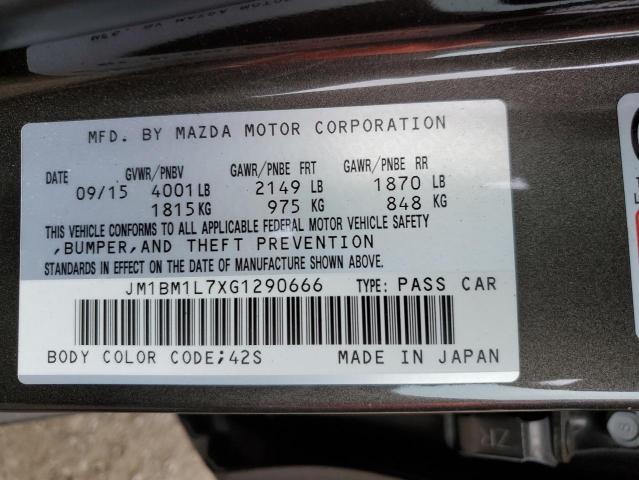 Photo 11 VIN: JM1BM1L7XG1290666 - MAZDA 3 