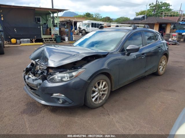 Photo 1 VIN: JM1BM1L7XG1334844 - MAZDA MAZDA3 