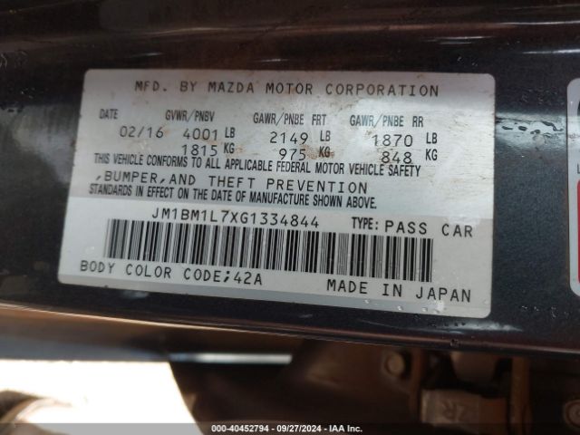 Photo 8 VIN: JM1BM1L7XG1334844 - MAZDA MAZDA3 