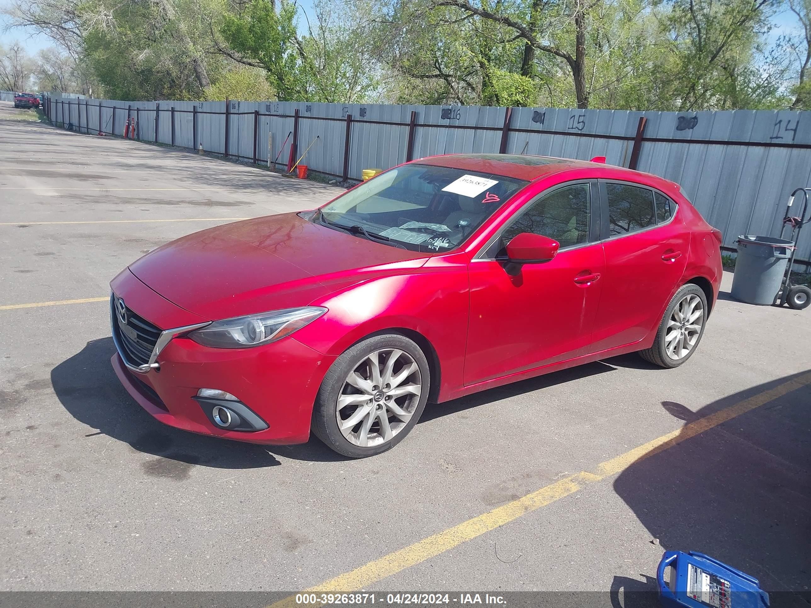 Photo 1 VIN: JM1BM1M39E1102616 - MAZDA 3 