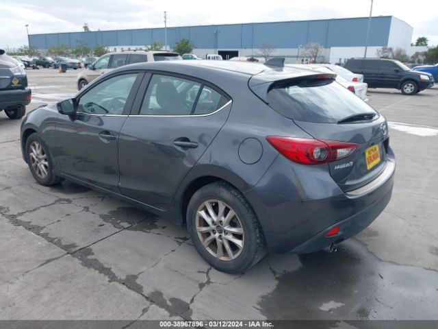 Photo 2 VIN: JM1BM1M7XE1179076 - MAZDA MAZDA3 