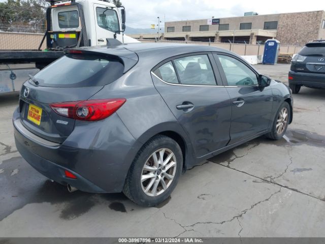 Photo 3 VIN: JM1BM1M7XE1179076 - MAZDA MAZDA3 