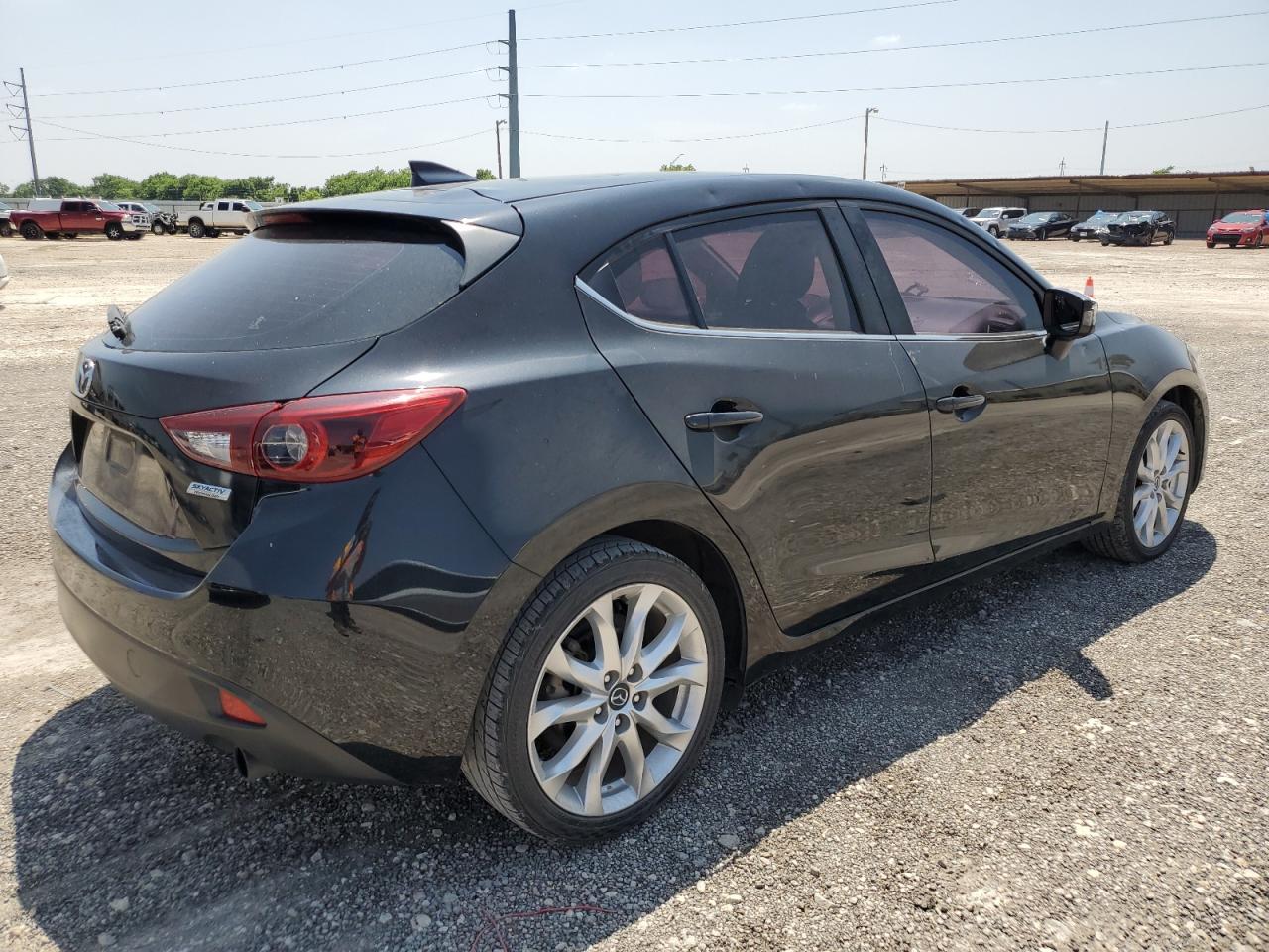 Photo 2 VIN: JM1BM1N3XG1323238 - MAZDA 3 