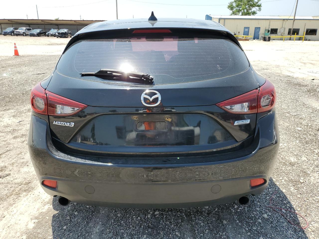 Photo 5 VIN: JM1BM1N3XG1323238 - MAZDA 3 