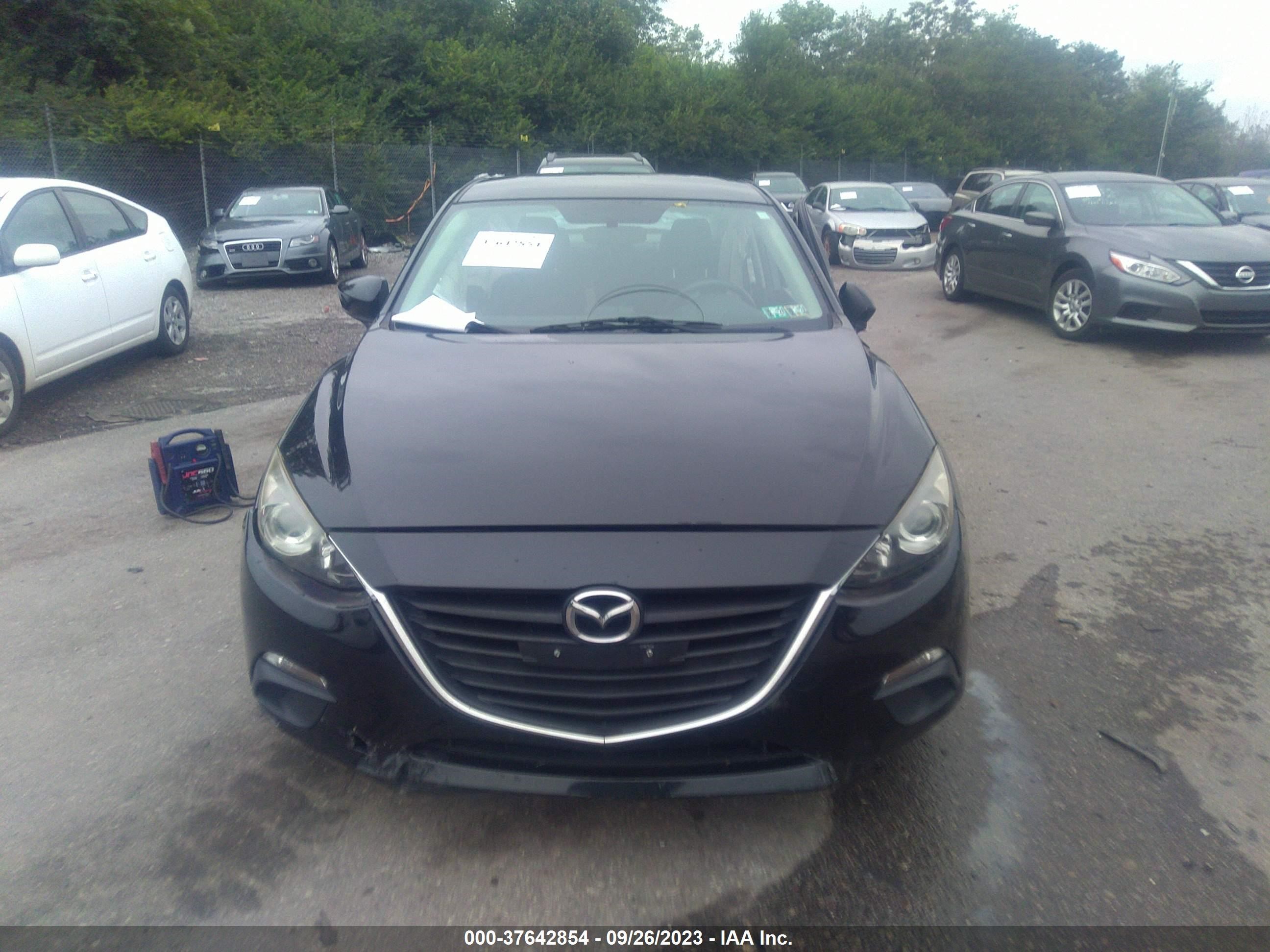 Photo 11 VIN: JM1BM1T70F1245122 - MAZDA 3 